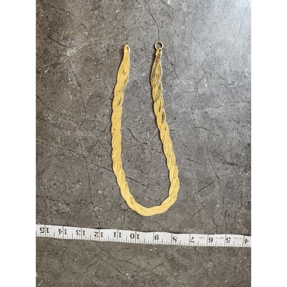 Avon Flat Twisted Gold Necklace 18" - Picture 1 of 5